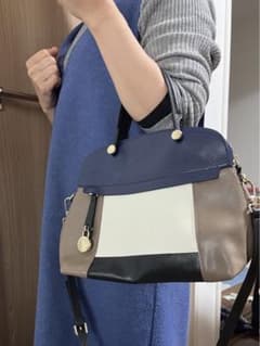 FURLA ハンドバッグのサムネイル