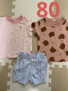 Tシャツ2枚とショートパンツ1枚セットのサムネイル
