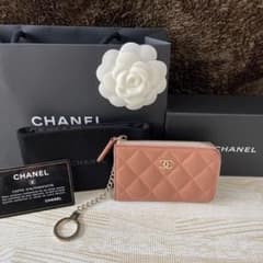 CHANEL シャネルのサムネイル