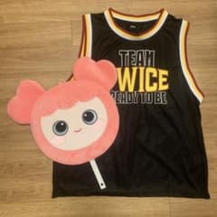 TWICE モモ グッズ ＆ サナ うちわ 4点セットのサムネイル