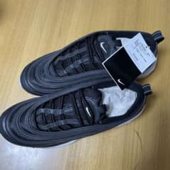 NIKEスニーカー　南国白くまさん専用ですのサムネイル