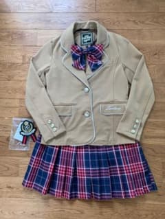 卒服　卒業式　ラブトキ 150cm フォーマルスーツ　ベージュのサムネイル