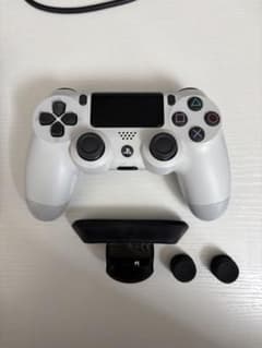 【美品】 PS4 コントローラー　ホワイト　純正背面ボタン付きのサムネイル