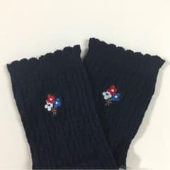 【新品】familiar☆16〜18センチ☆ソックスのサムネイル