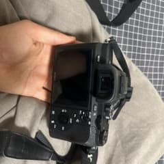 Sonya7ii+70mmlens+4battry+sonycharger - メルカリ