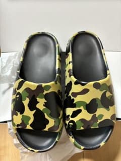 BAPE 1ST CAMO SLIDE SANDALS 옐로우