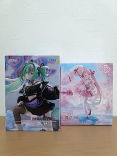 하츠네 미쿠 피규어 2종 세트 FIGURIZM AMP+