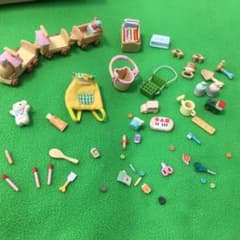 シルバニアファミリー♪小物まとめ売りのサムネイル