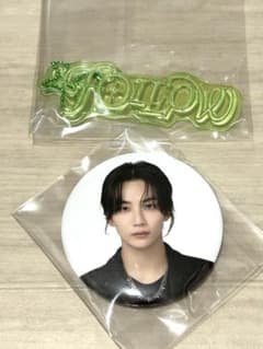 SEVENTEEN FOLLOW キーリング＆缶バッジ ジョンハンのサムネイル
