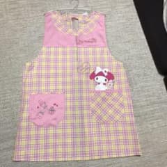 キャラクターエプロン♥︎︎∗︎*゜のサムネイル