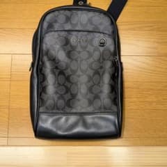 COACH シグネチャー ボディバッグ ブラックのサムネイル