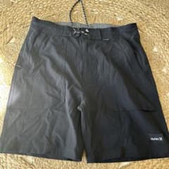 Hurley ブラック ショートパンツ 28インチのサムネイル