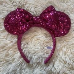 【美品】ディズニー カチューシャ ボルドー スパンコールのサムネイル