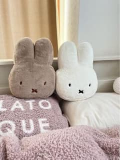 このやまこのえ様専用・ミッフィー♡ぬいぐるみ2色セット♡ミッフィークッションのサムネイル