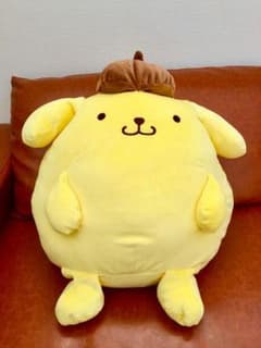 Yoshihito comikeさん専用《サンリオ》ギガジャンボぬいぐるみのサムネイル