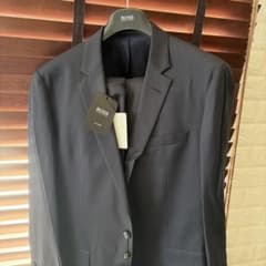 BOSS ネイビー ビジネススーツ 未使用定価25万 - メルカリ