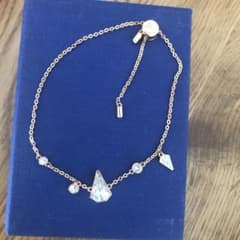 Swarovski ブレスレット　正規品のサムネイル