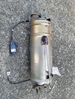 NISSAN 純正 触媒 DPF 本体 センサー付き NISSAN 純正 触媒 DPF 本体 センサー付き - メルカリ