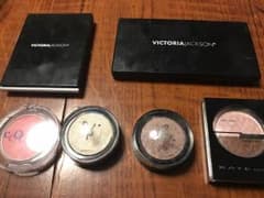 メイク品セットのサムネイル