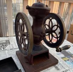 お値下げ！Star COFFEE MILL 手挽きコーヒーミルのサムネイル