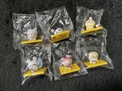 松屋 ちいかわ 6種類 フィギュア コンプリート & ピック 6枚 新品未開封のサムネイル