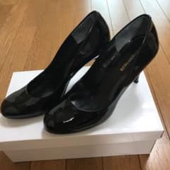 ストロベリーフィールズ　ダイアナ パンプスのサムネイル