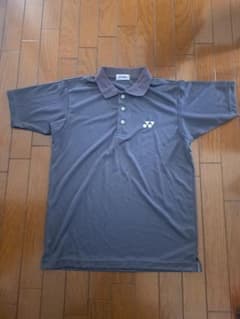 YONEX バドミントン ポロシャツ Sサイズ グレー 中古品のサムネイル