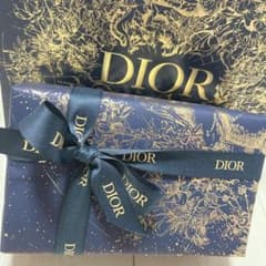 Dior クリスマスオファー ポーチ ミニ香水 ミニマキシマイザー おまけ付きのサムネイル