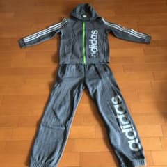 adidas キッズジャージ上下　140のサムネイル