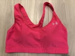 Under Armour ピンク スポーツブラのサムネイル