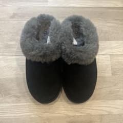UGG ブラック クロッグサンダルのサムネイル