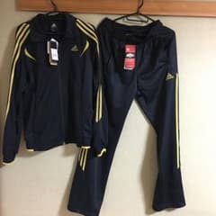 更に値下げ！！adidas アディダス ジャージ上下  定価¥14,490税込のサムネイル