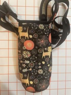 【値下げ中】水筒カバー ショルダー ストラップ付きのサムネイル