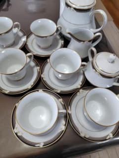 ノリタケ レジェンドダリーエリントン　 コーヒーカップ、ポット他セット ノリタケ レジェンドダリーエリントン コーヒーカップ、ポット他セット