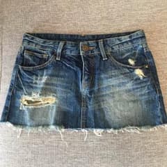 【中古美品】♥︎AZUL by moussy♥︎デニムミニスカート/26インチのサムネイル