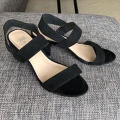 H&M フェークスエードサンダルのサムネイル