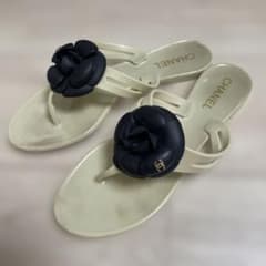 CHANEL シャネル　フラワー ビーチサンダルのサムネイル