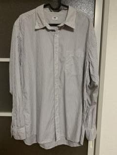ユニクロ UNIQLO  ストライプシャツのサムネイル