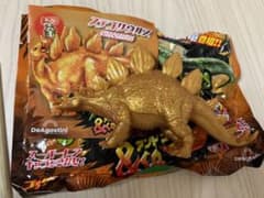 恐竜＆Co.ビック  ステゴサウルス レア 金のサムネイル