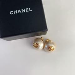 CHANEL シャネル イヤリングのサムネイル