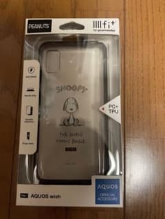 AQUOS wish2 携帯ケースカバー　スヌーピーのサムネイル