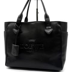 LOEWE ヘリテージ ロゴ型押し レザーチャーム ゴールド トートバッグ 美品✨ロエベ ヘリテージ トートバッグ レザー ロゴ型押し ブラック A4