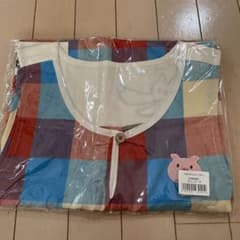 保育士幼稚園　三匹のこぶた　エプロンのサムネイル