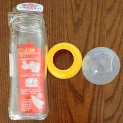 ちゃんぺるさま専用。ピジョン 母乳実感 哺乳瓶のサムネイル