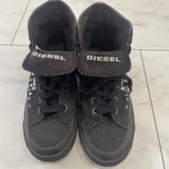ともみぃ様専用  DIESEL 23cm スニーカーのサムネイル