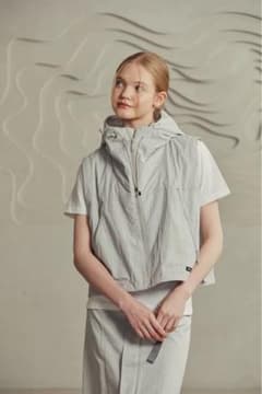 Pillowdy Utility Nylon Vest ネックピローグレー