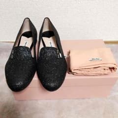 週末売切り！新品未使用♡サイドロゴ入♪miumiuラメフラットシューズのサムネイル
