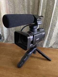 ディレクターカメラや報道取材用に最適な業務用小型カムコーダー HXR-MC50Jのサムネイル