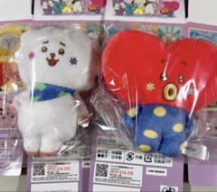 BT21 푹신푹신 마스코트 TATA와 RJ의 볼 체인