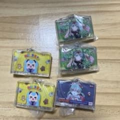 DECO*27 ガチャガチャ アクリルキーホルダーのサムネイル